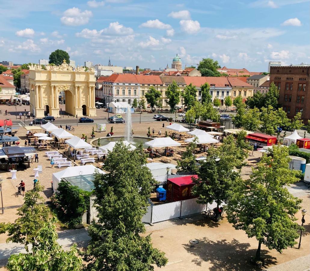 Hotel Am Luisenplatz Потсдам Экстерьер фото