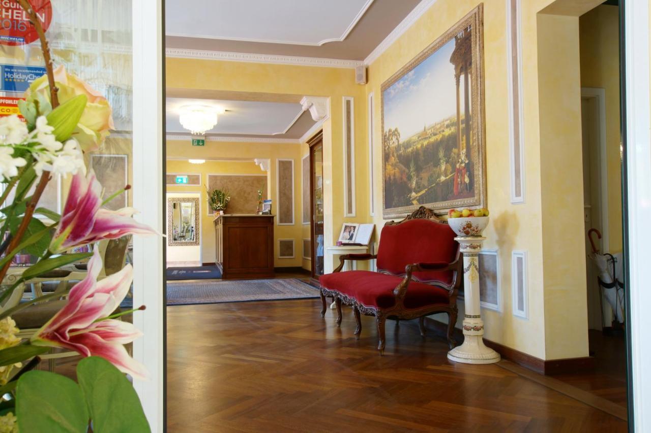 Hotel Am Luisenplatz Потсдам Экстерьер фото
